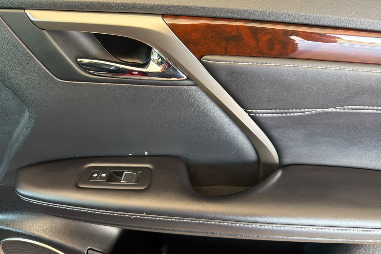 Used 2019 Matador Red Mica Lexus  image 19