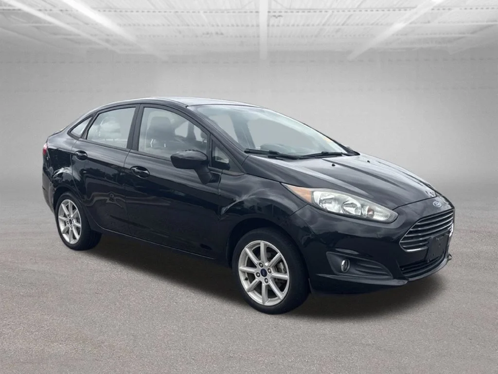 Used 2019 Black Ford SE image 2