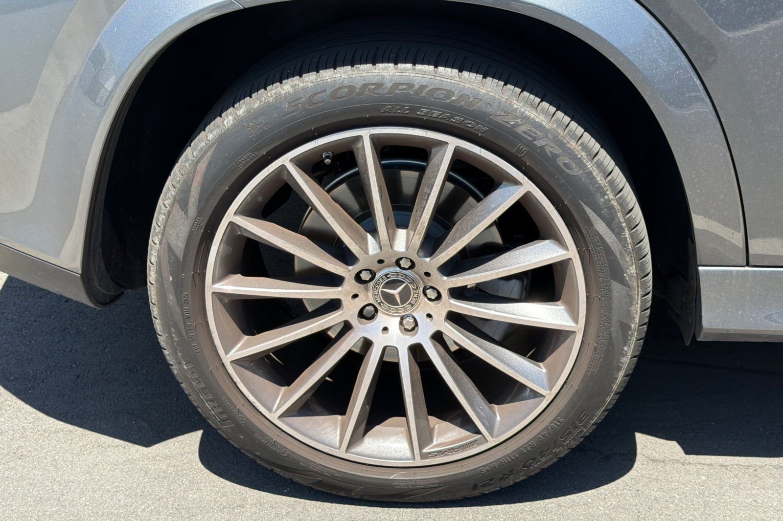 Certified Used 2024 Gray Mercedes-Benz GLE 350 image 6