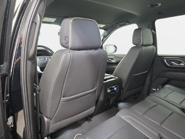 Used 2024 Black GMC SLT image 12