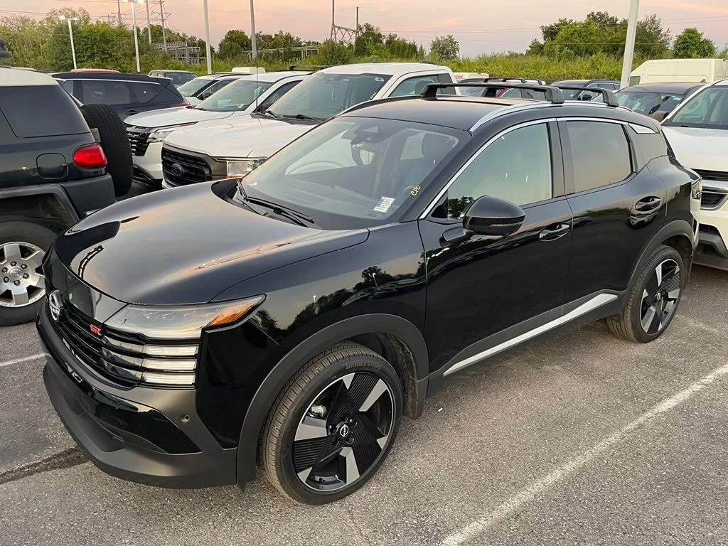 Certified Used 2026 Super Black Nissan SR image 2