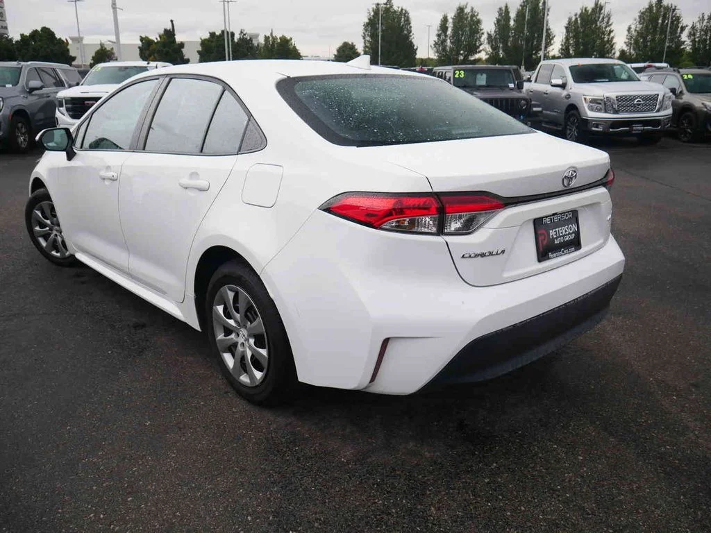 Used 2025 White Toyota LE image 14