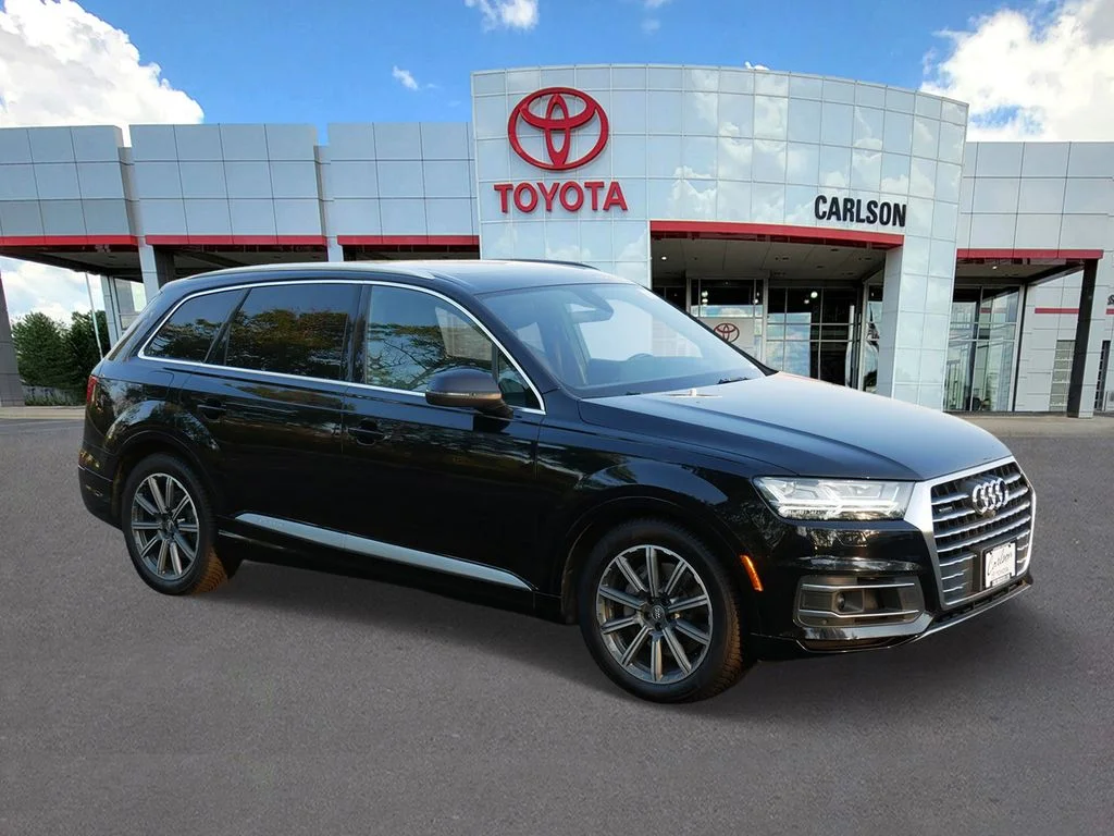 Used 2017 Audi Q7 Prestige with VIN WA1VAAF72HD054332 for sale in Minneapolis, Minnesota