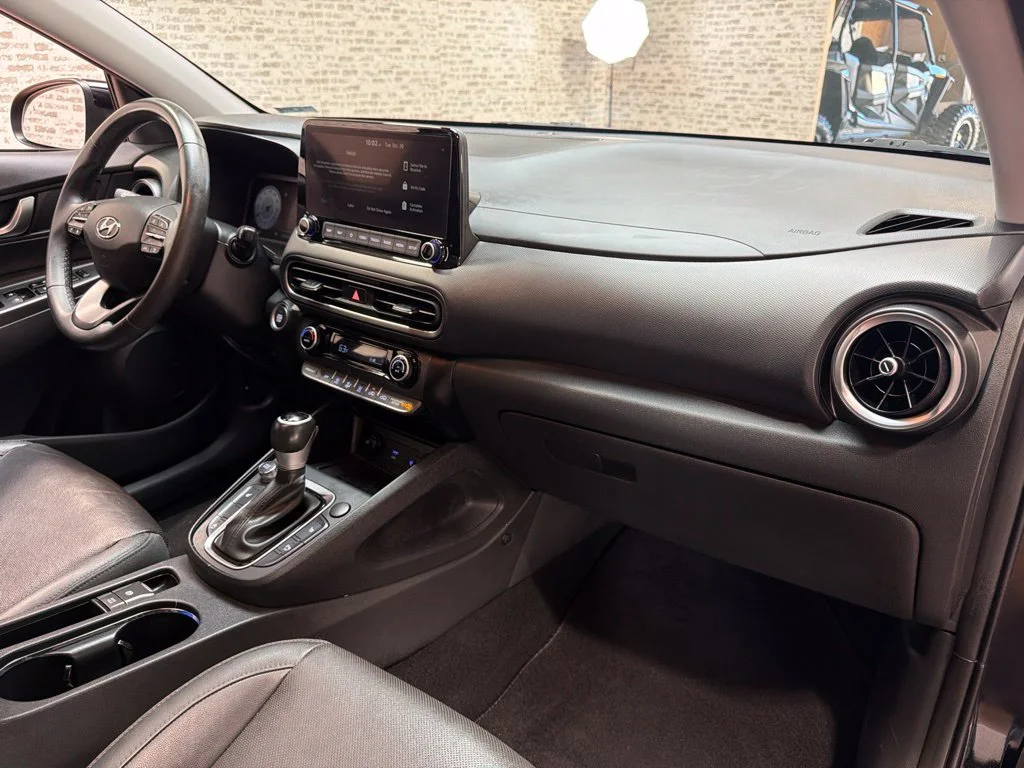 Used 2023 Abyss Black Pearl Hyundai Limited image 13