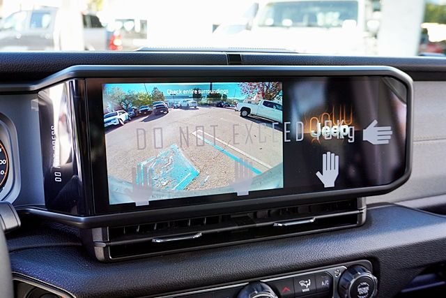 New 2026 Bright White Clear-Coat Exterior Paint Jeep Sport S image 31