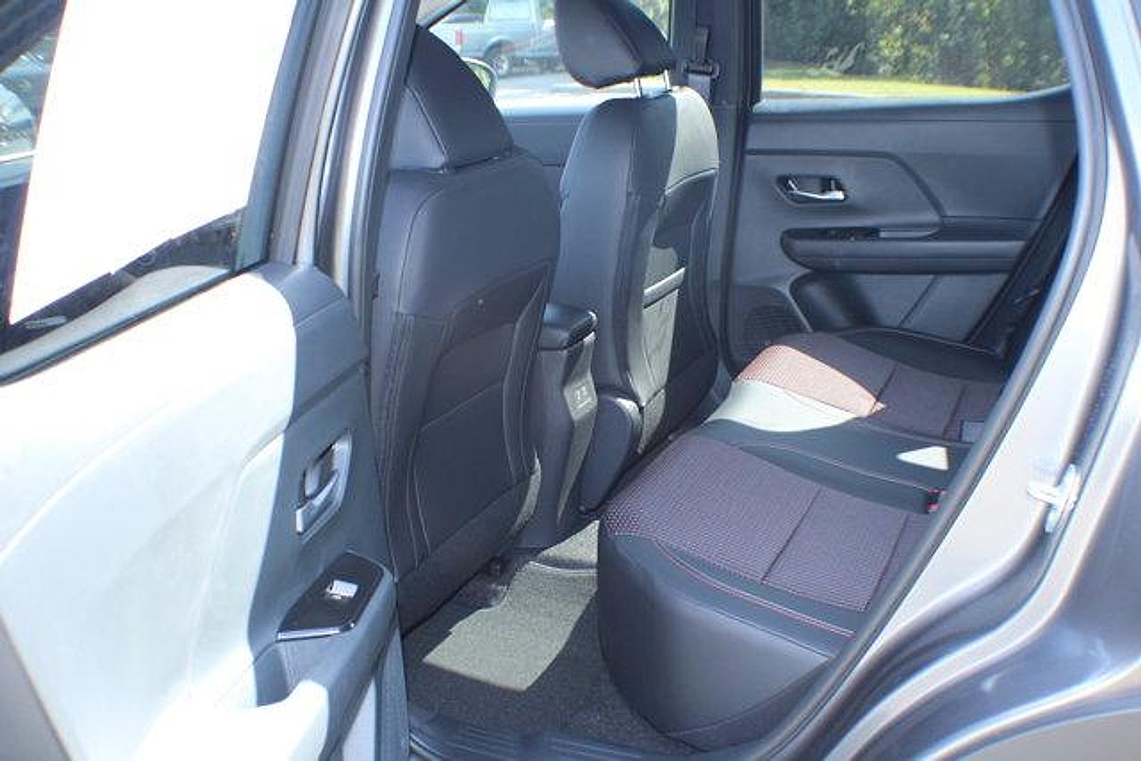 2026 Nissan KICKS SR - Photo 11