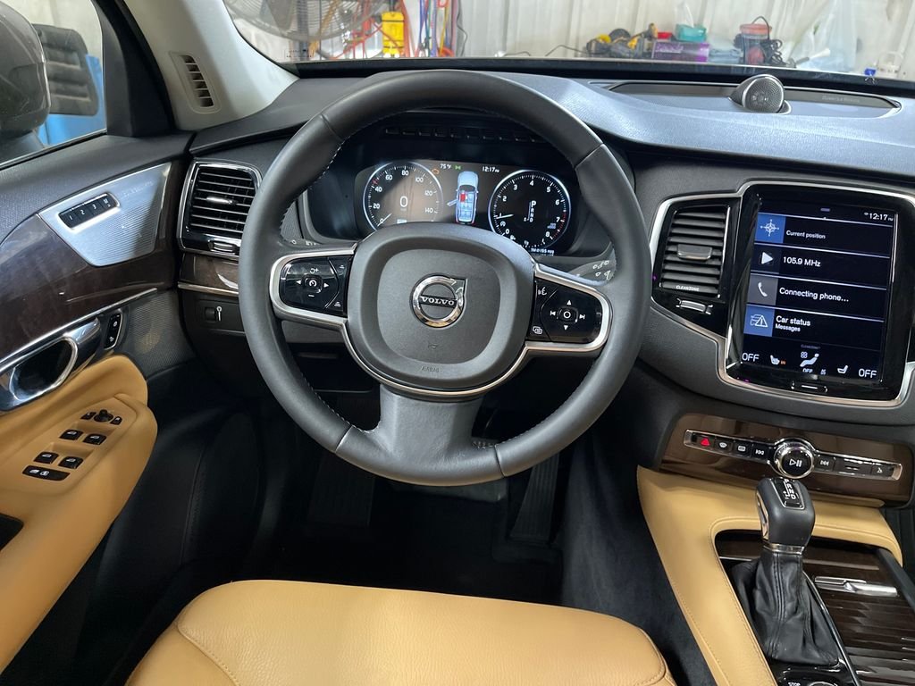 Used 2016 Blue Volvo T6 Momentum image 18