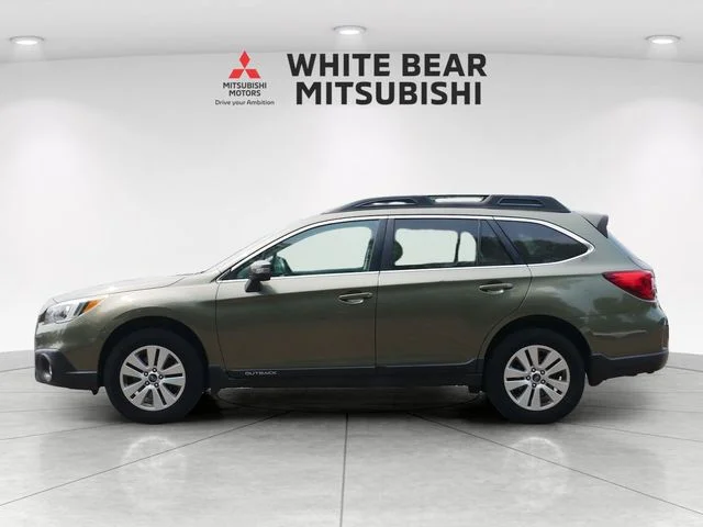 Used 2016 Green Metallic Subaru 2.5i Premium image 3