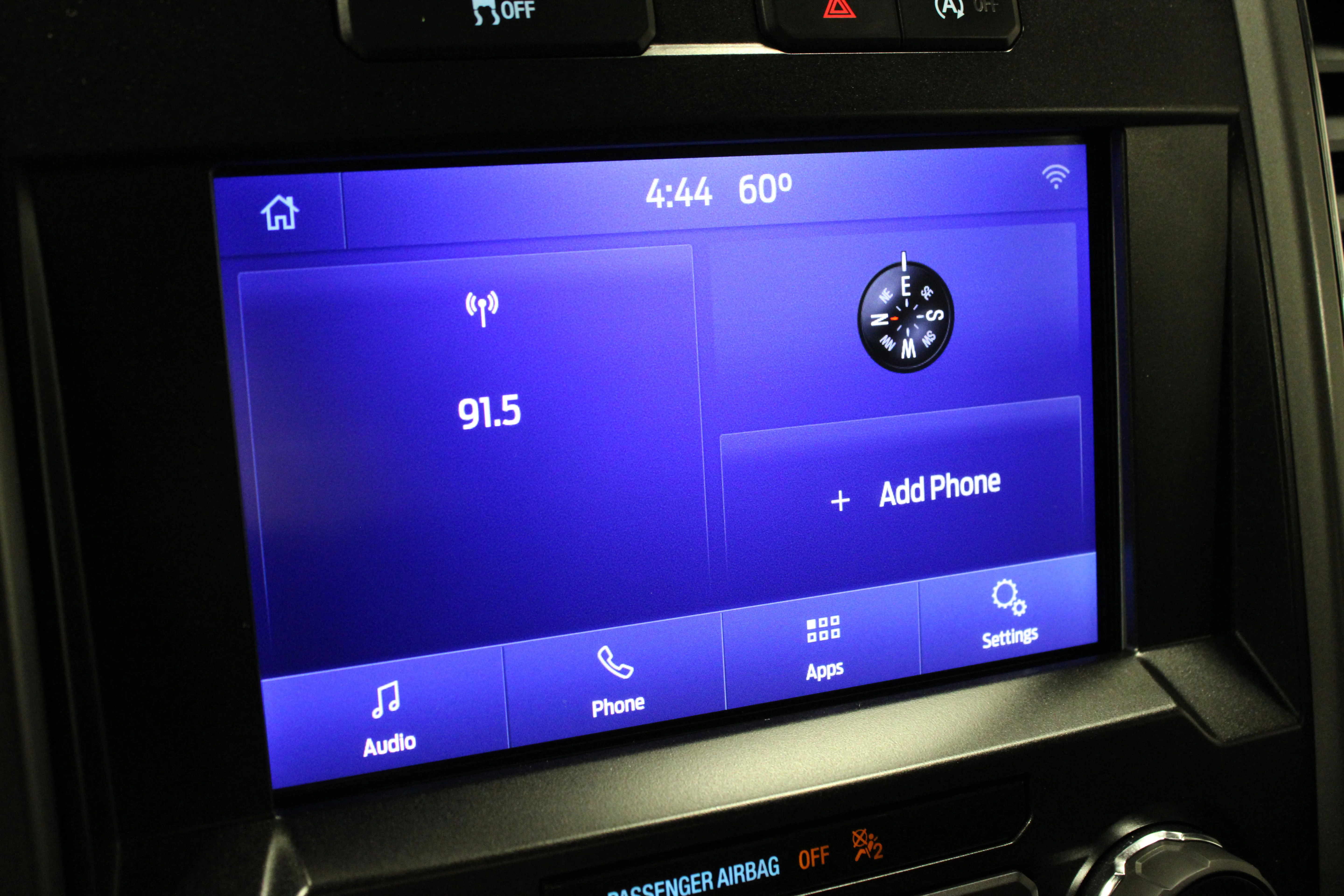 Used 2020 Magnetic Metallic Ford XLT image 25