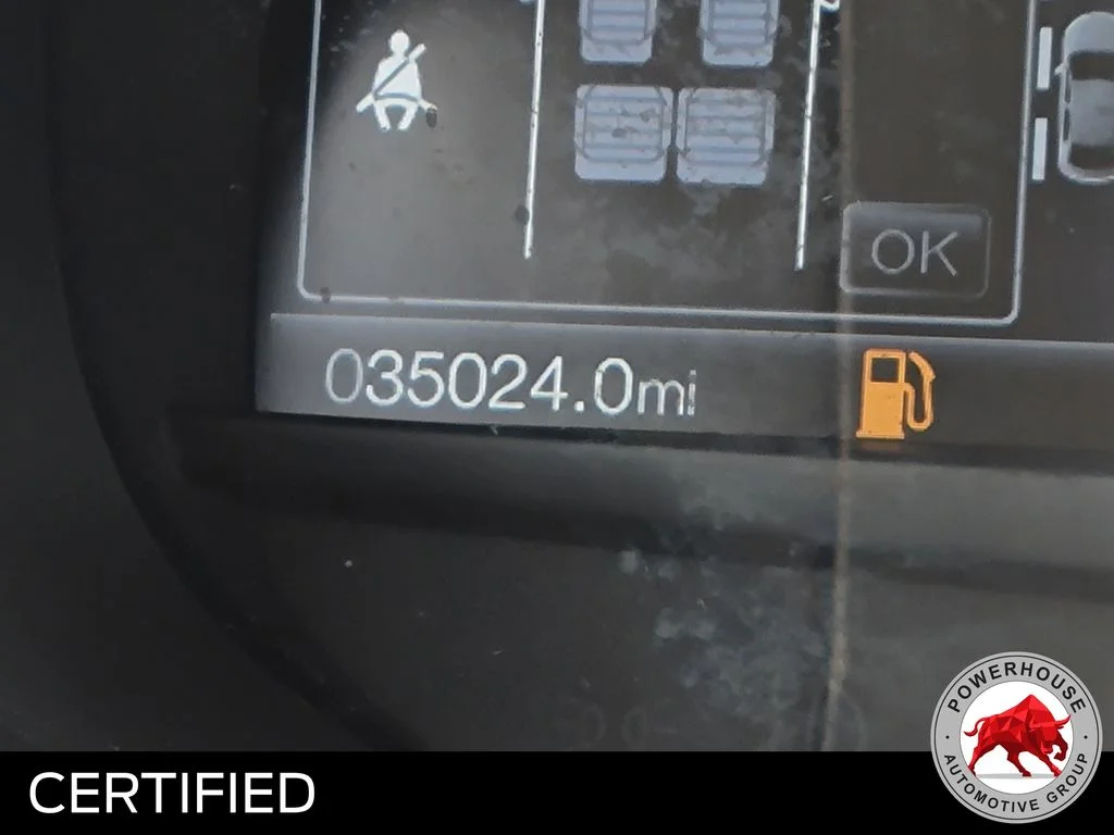 Used 2023 Red Ford SEL image 31