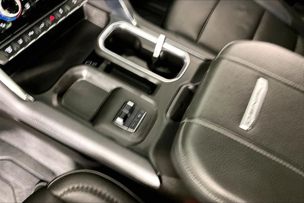 Used 2024 Silver GMC Denali image 18