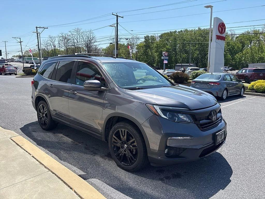 Used 2022  Honda Special Edition image 2