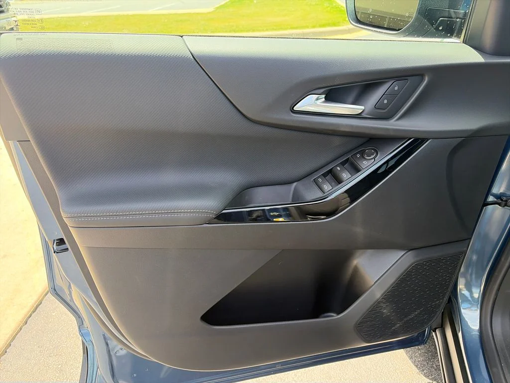 2026 Chevrolet Equinox LT - Photo 25