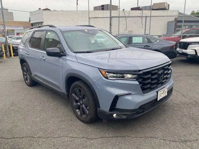 Used 2025 Gray Honda Sport image 3