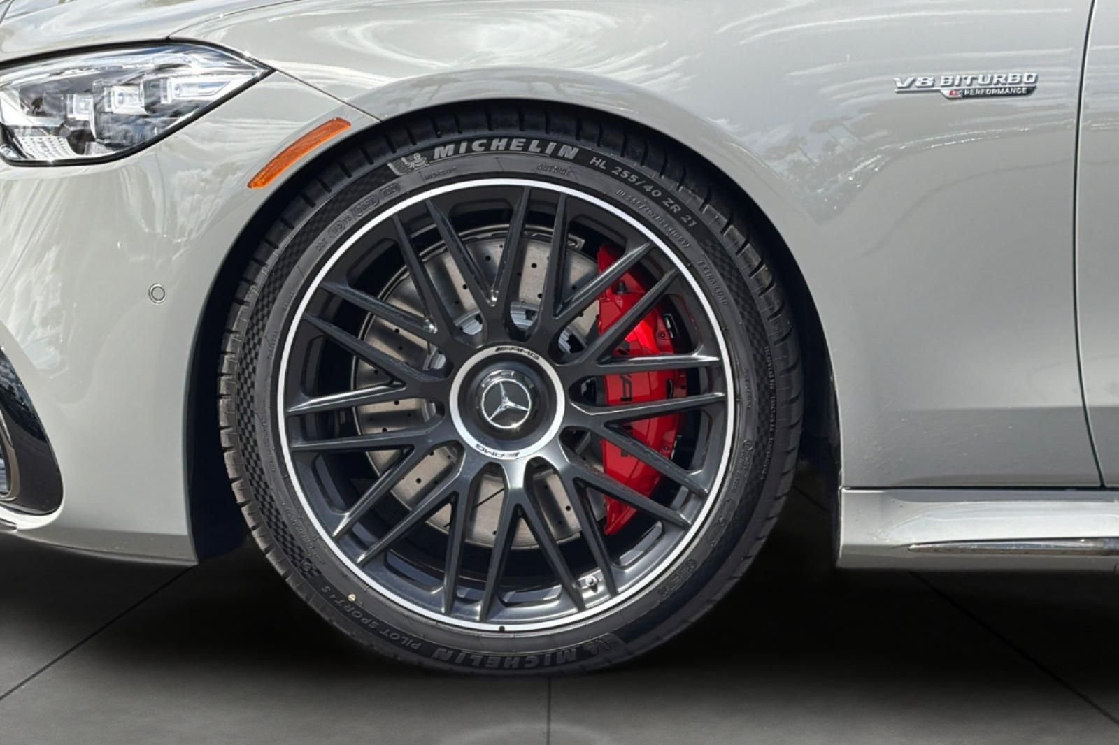 New 2026 MANUFAKTUR Exclusive Arabian Grey Non-Metallic Mercedes-Benz S 63 E AMG® image 3