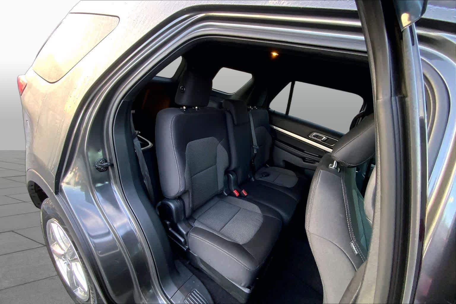 Used 2019 Magnetic Ford XLT image 19