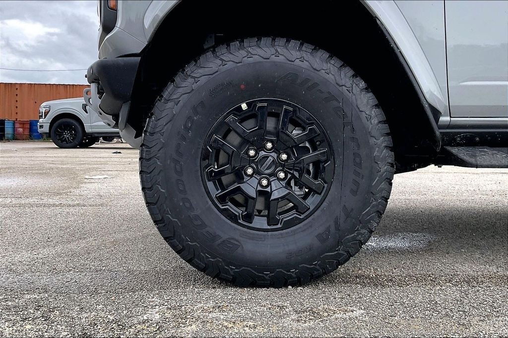New 2026 Avalanche Gray Ford Raptor image 10