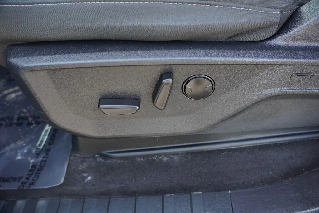 Used 2023 Black Ford XLT image 22