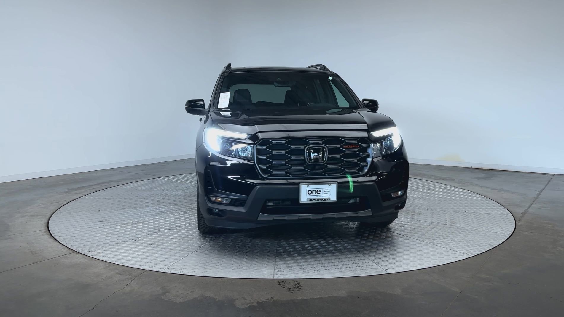 Used 2023 Crystal Black Pearl Honda TrailSport image 3