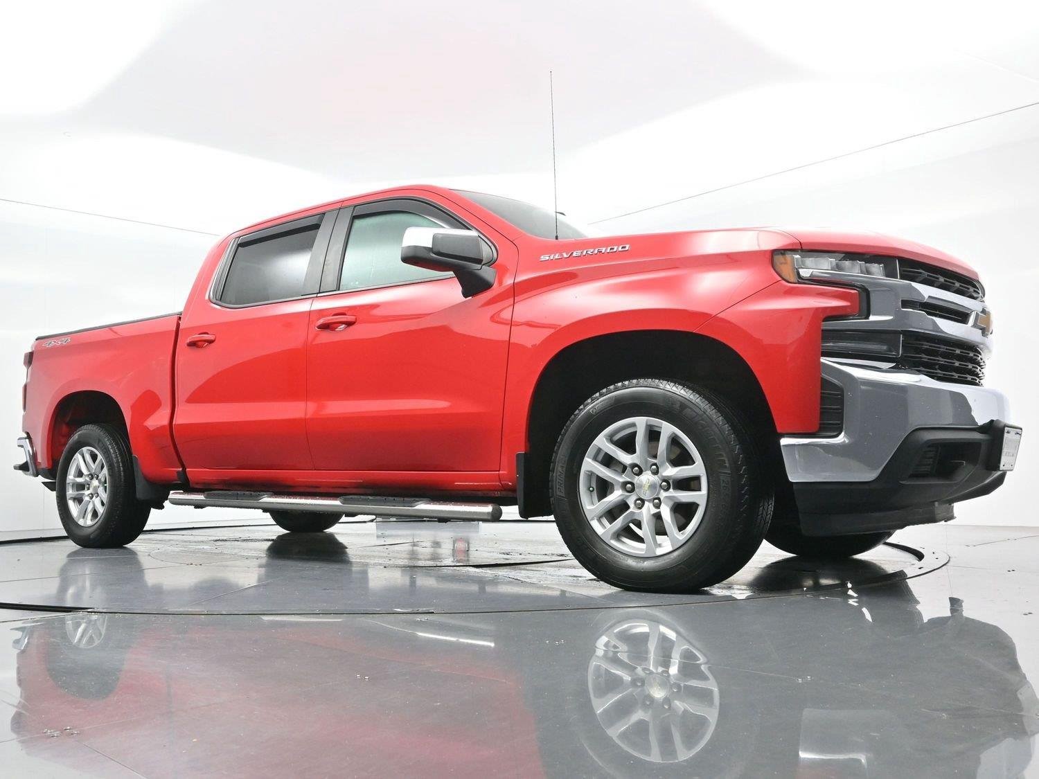 Used 2020 Red Hot Chevrolet LT image 44