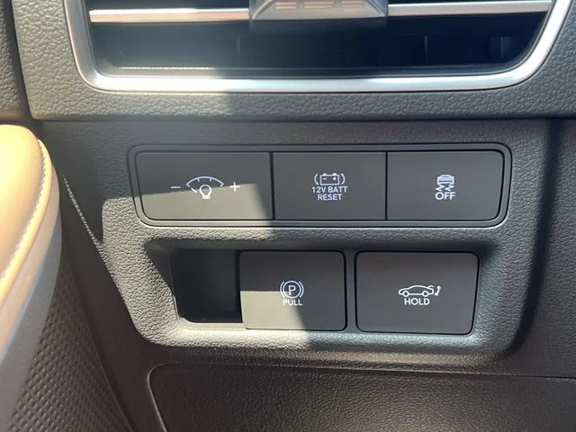 Used 2025 Gray Hyundai Limited image 31