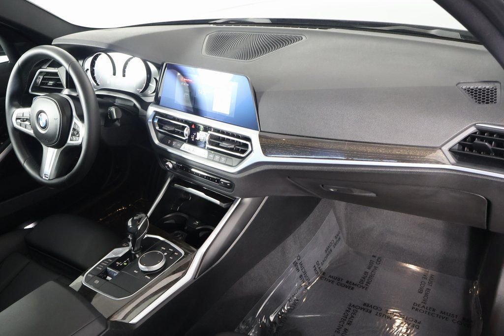 Used 2020 Black Sapphire Metallic BMW 330i image 9