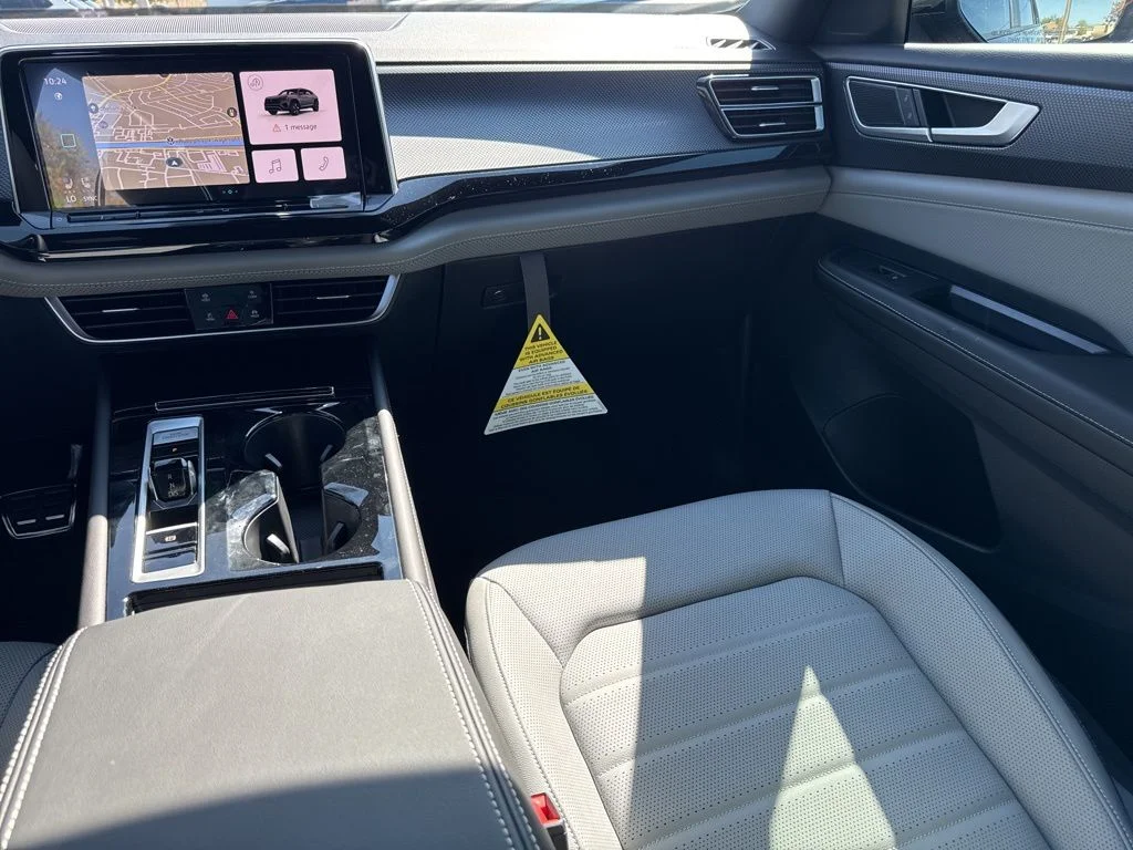 2026 Volkswagen Atlas Cross Sport SEL R-LINE - Photo 14