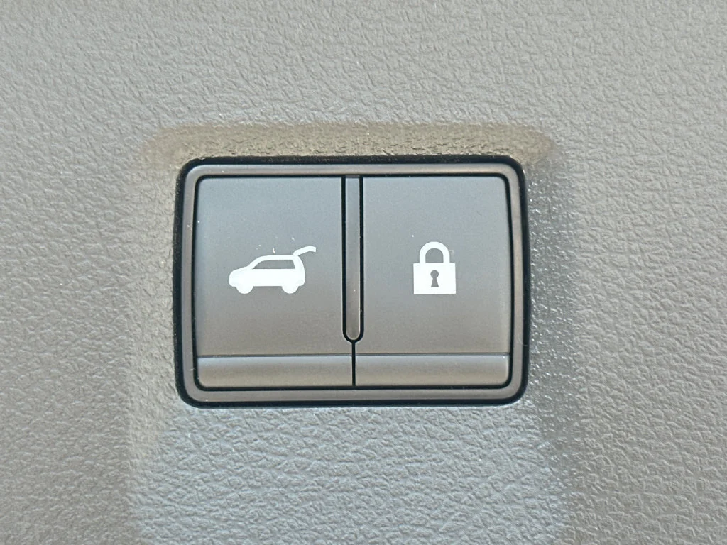 Certified Used 2026 White INFINITI PURE image 19