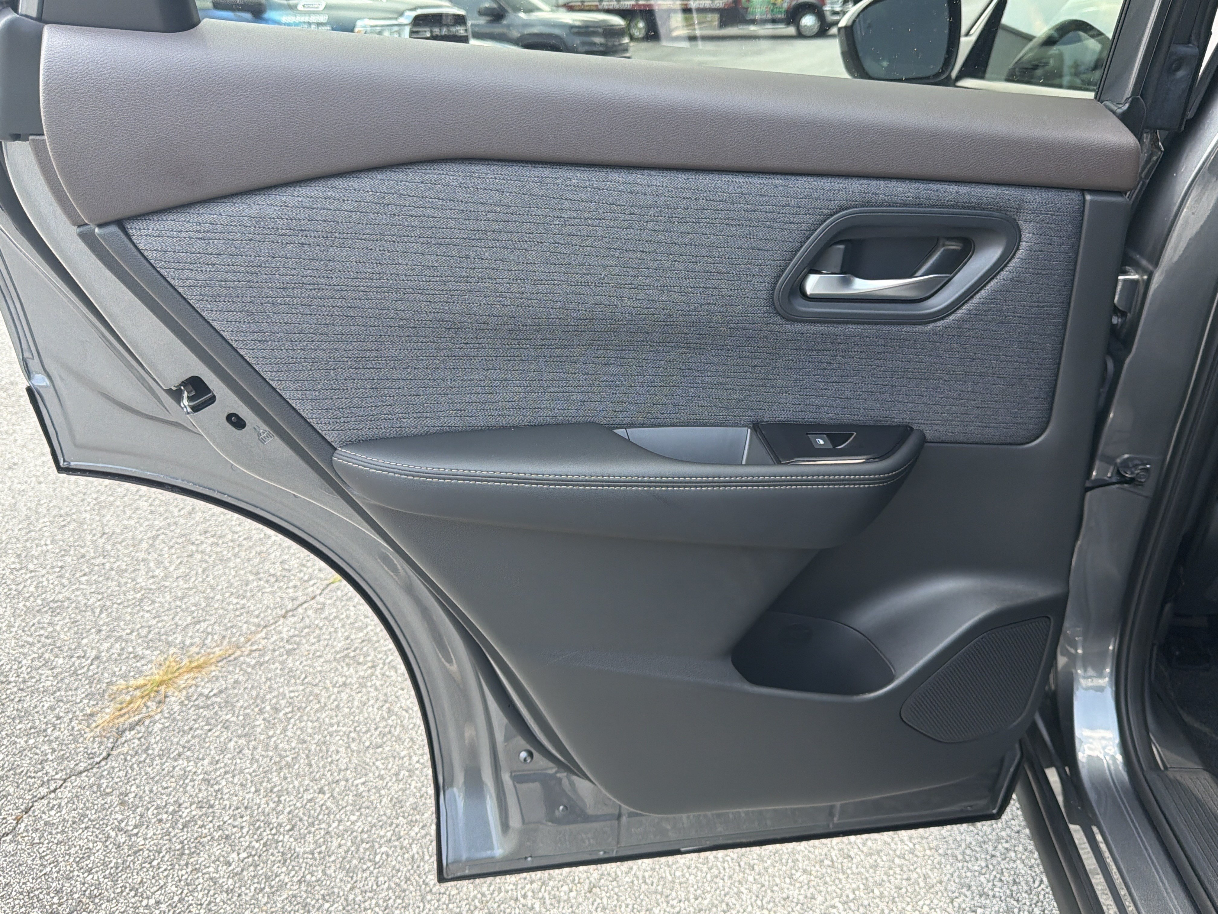 Used 2023 Gun Metallic Nissan SV image 26
