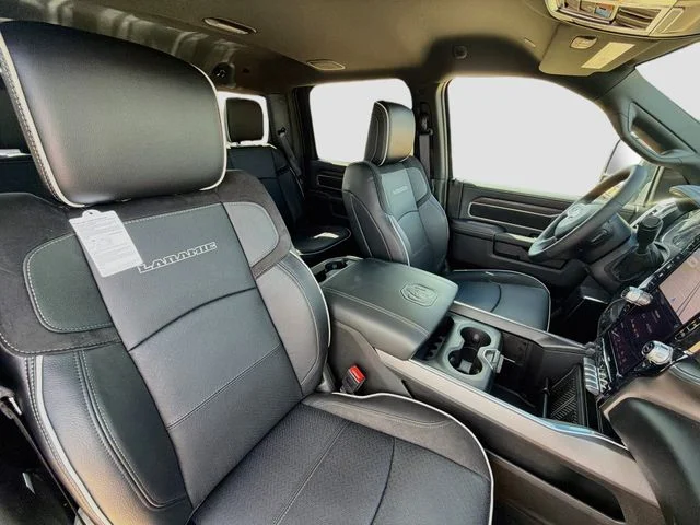 New 2026 Ceramic Gray Clear-Coat Exterior Paint RAM Laramie image 33
