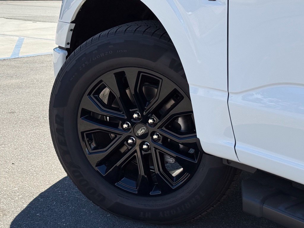 New 2026 Oxford White Ford XLT image 18