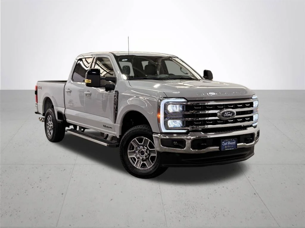 Used 2025 White Ford Lariat image 7