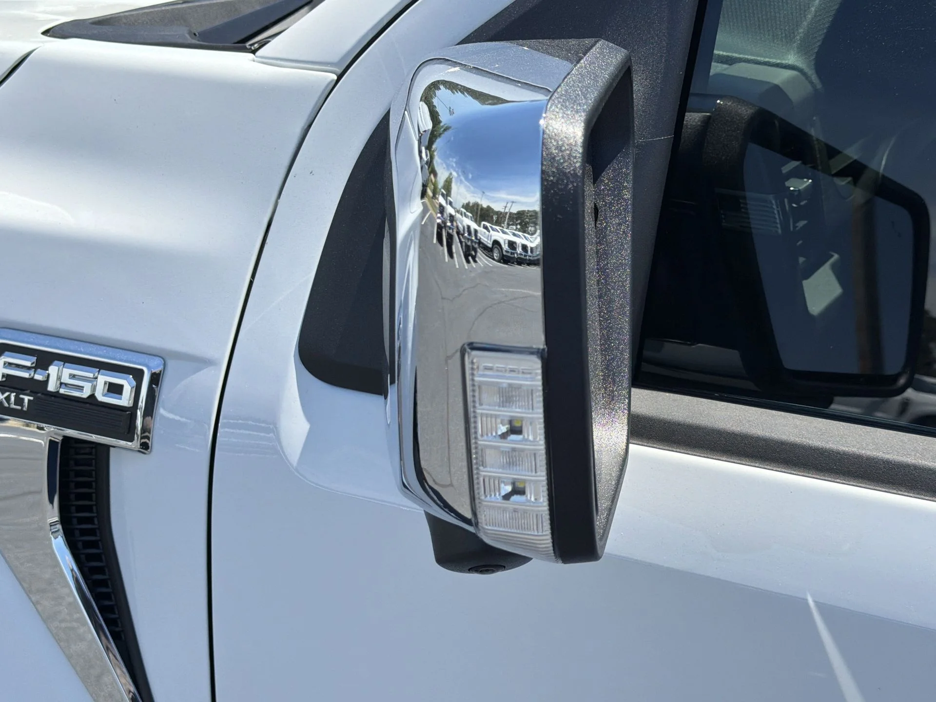 New 2026 Oxford White Ford XLT image 38