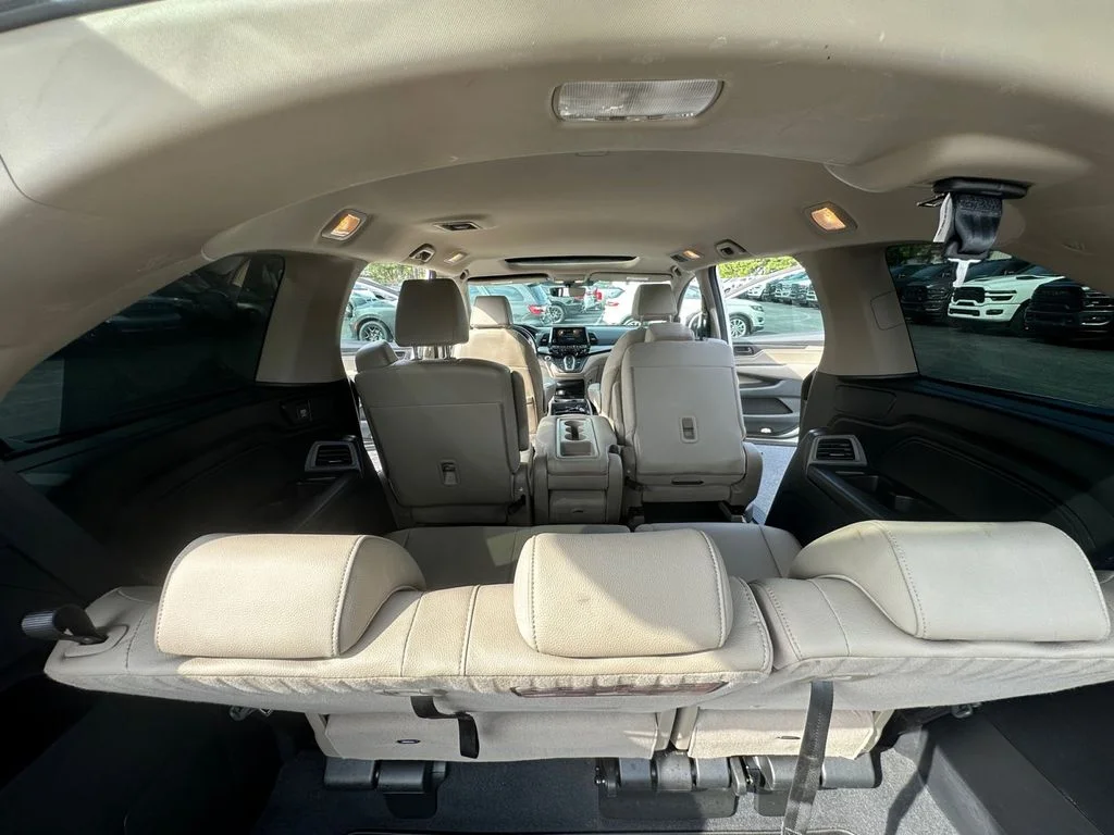 Used 2019 White Honda EX-L image 30