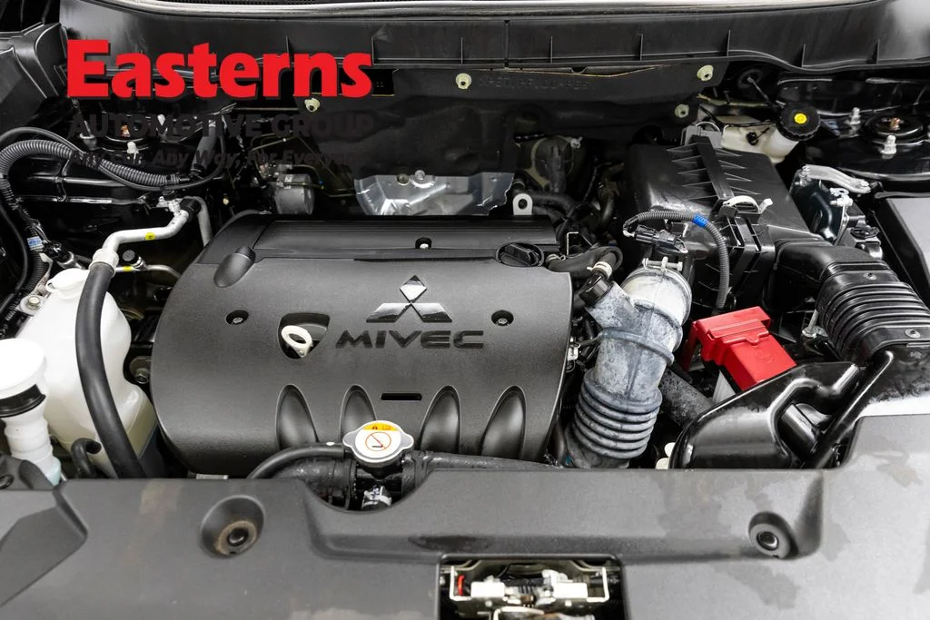 Used 2025 Black Mitsubishi 2.0 ES image 7