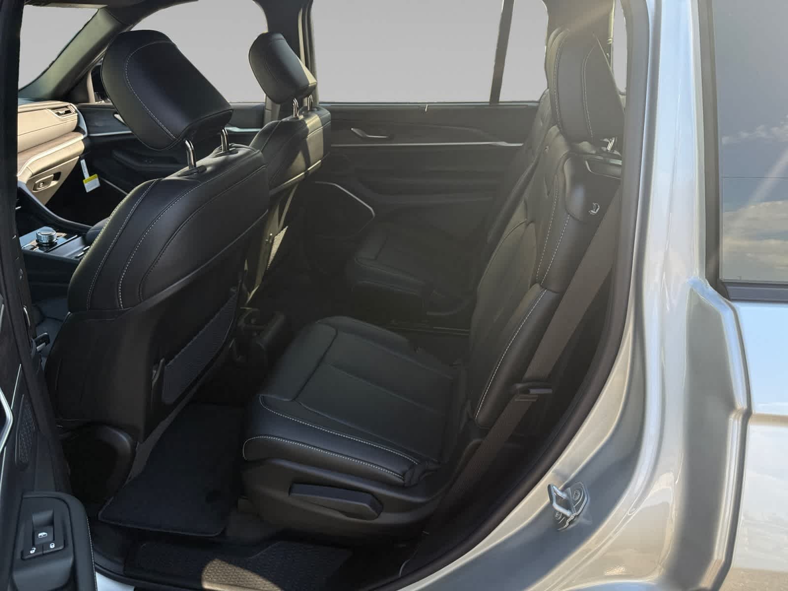 2025 Jeep Grand Cherokee L Limited - Photo 13