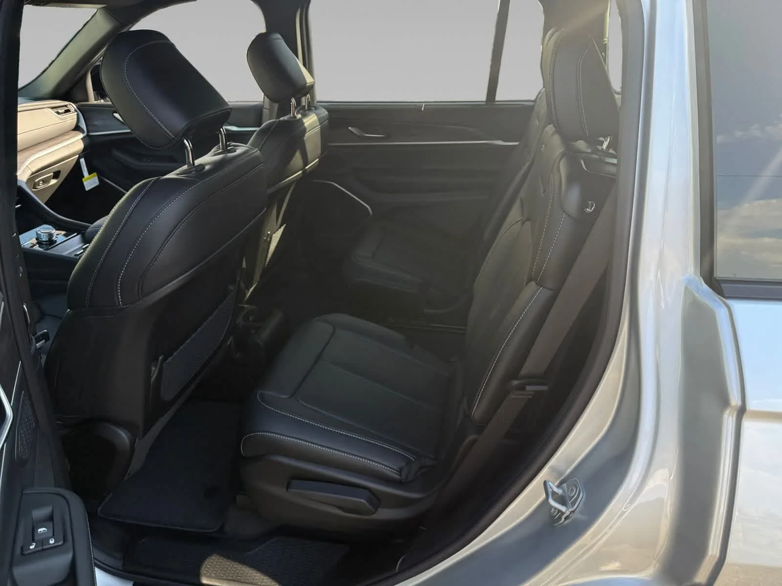 2025 Jeep Grand Cherokee L Limited - Photo 13