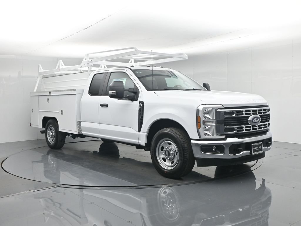2026 Ford F-350 XL SuperCab 168-In SRW's photo