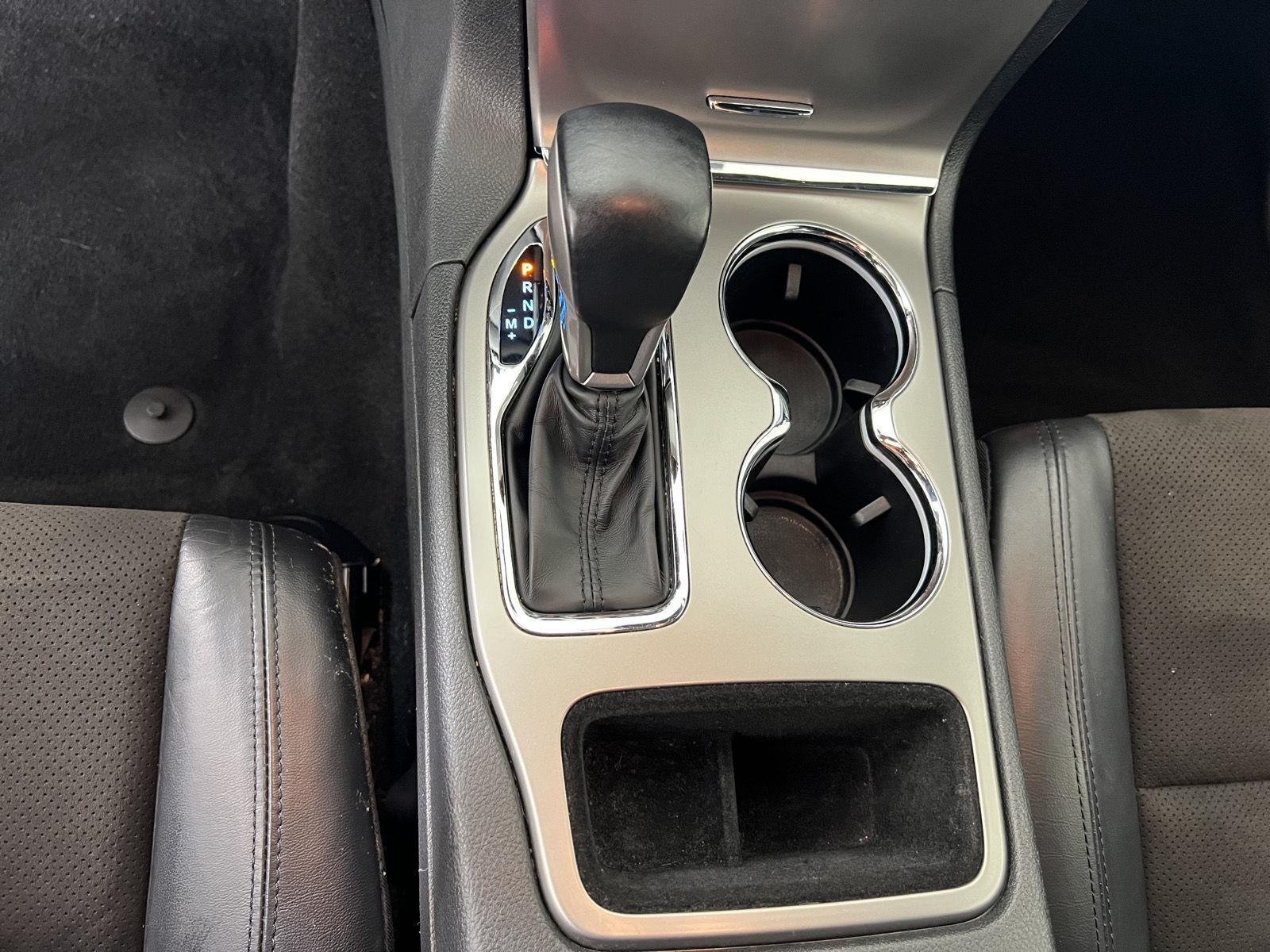 Used 2021 Bright White Clearcoat Jeep Laredo X image 24