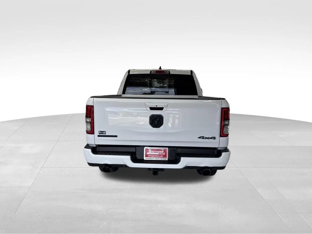 Used 2021 White Ram Big Horn/Lone Star image 4