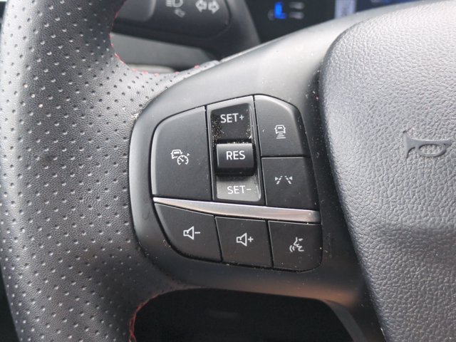 Used 2024 Vapor Blue Metallic Ford  image 19