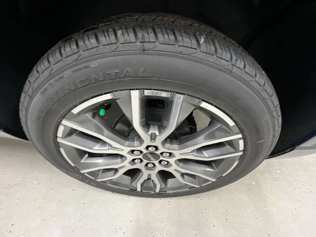 2027 GMC Acadia Denali Ultimate - Photo 35
