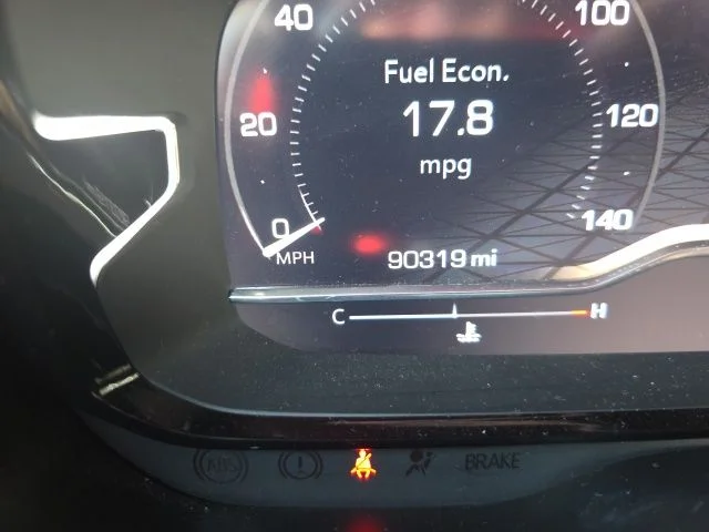 Used 2022 Hunter Metallic GMC Denali image 21