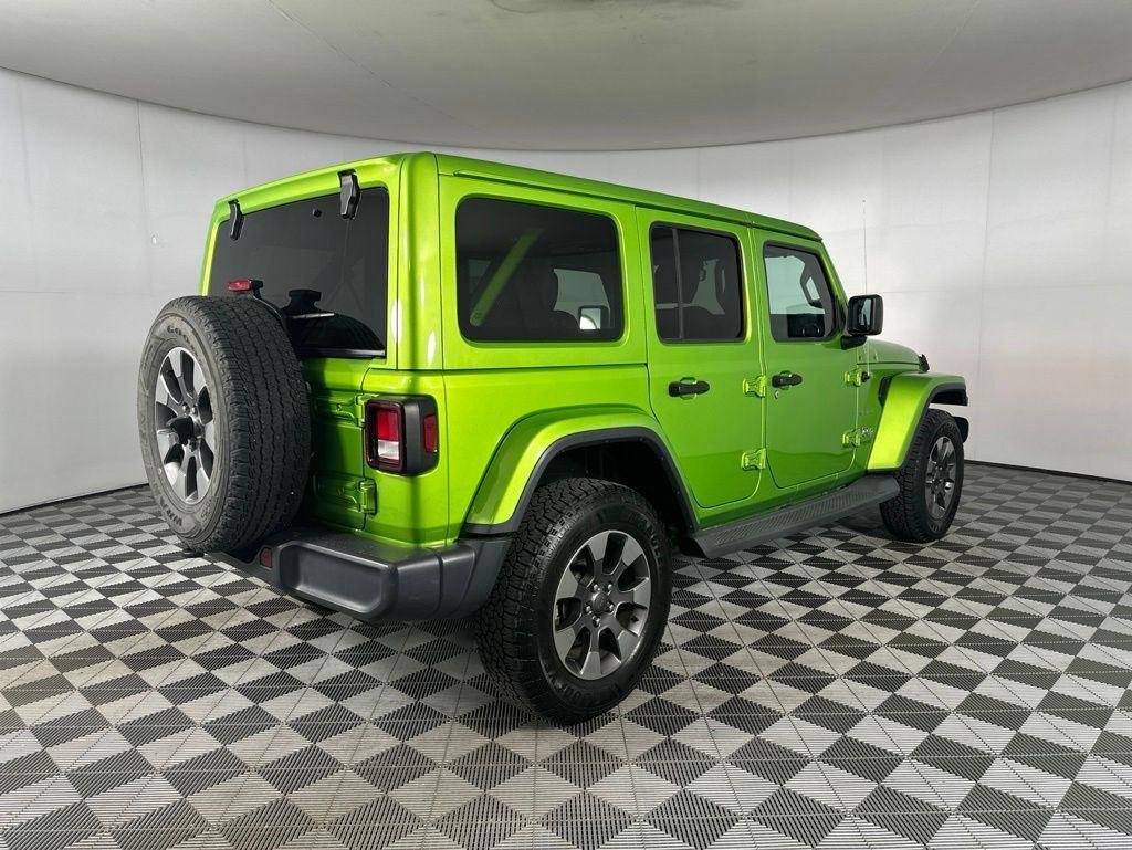 Used 2019 Mojito! Clearcoat Jeep Unlimited Sahara image 11