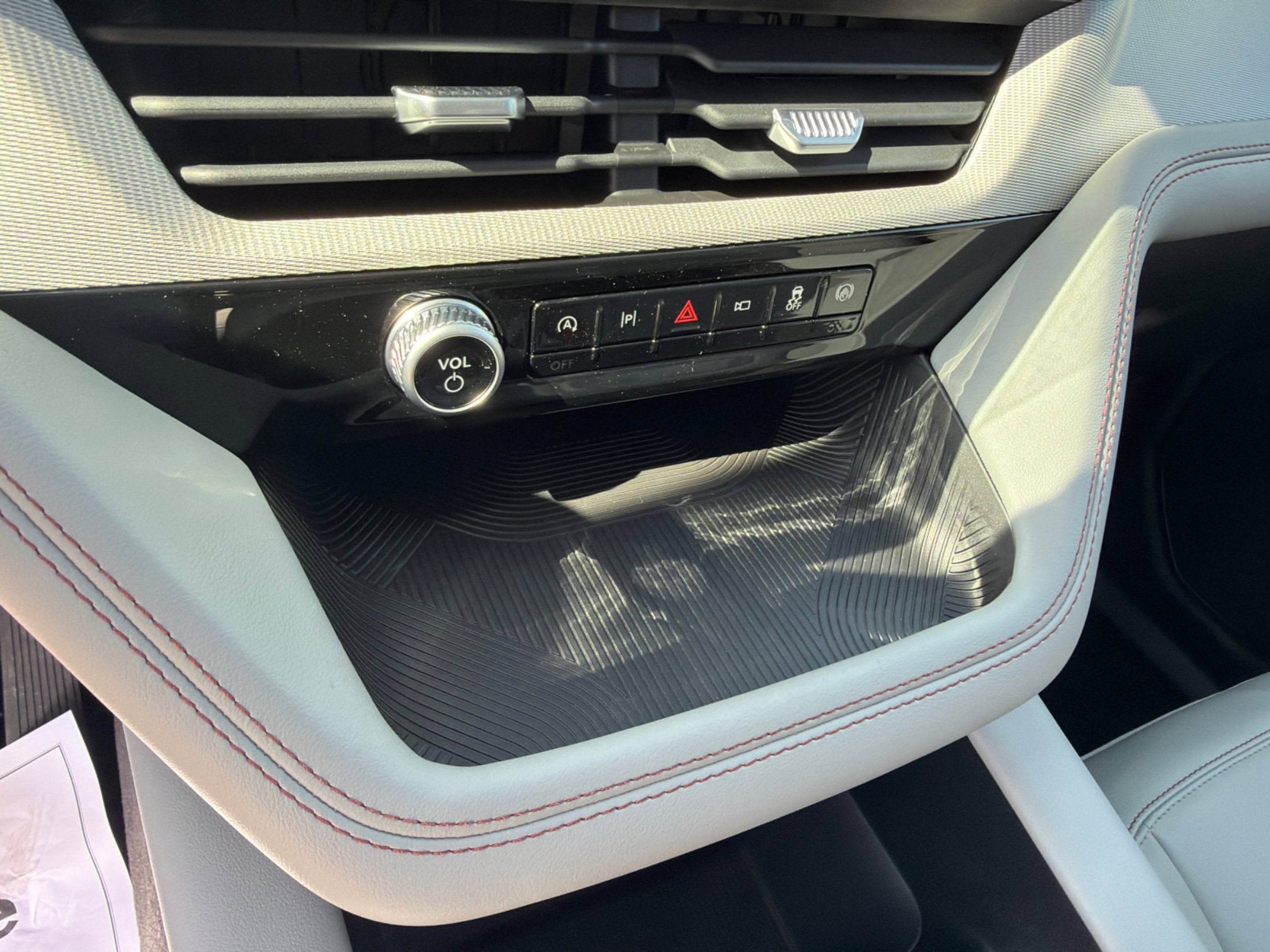 Used 2026 Carbonized Gray Metallic Ford Active image 28