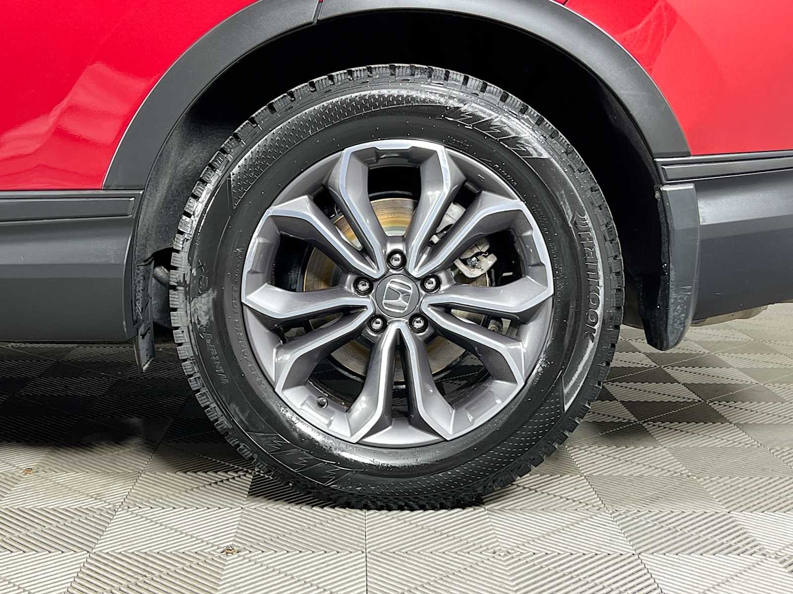 Used 2020 Radiant Red Metallic Honda EX image 32