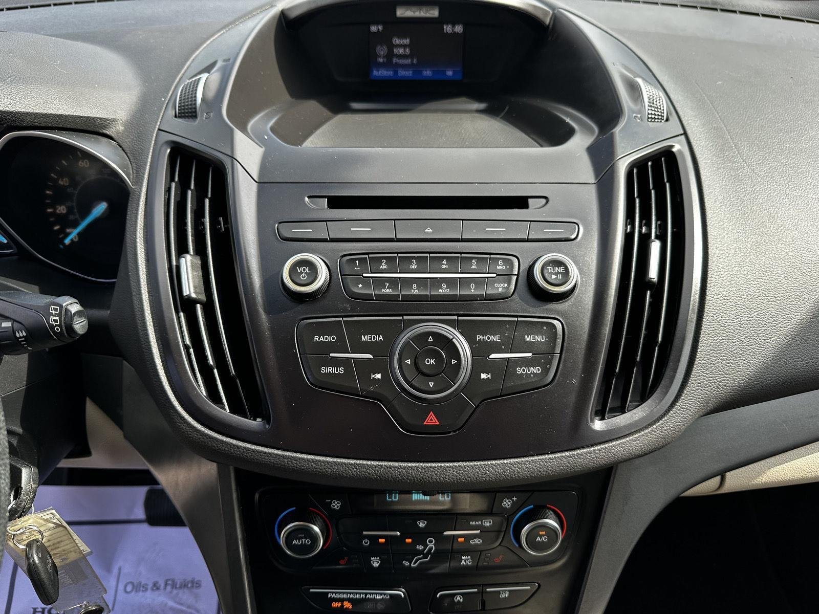 Used 2017 White Gold Ford SE image 14