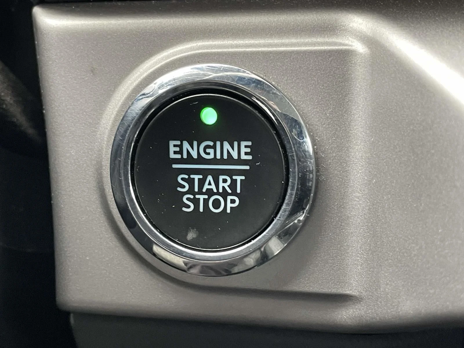 Used 2022 Black Ford XLT image 29
