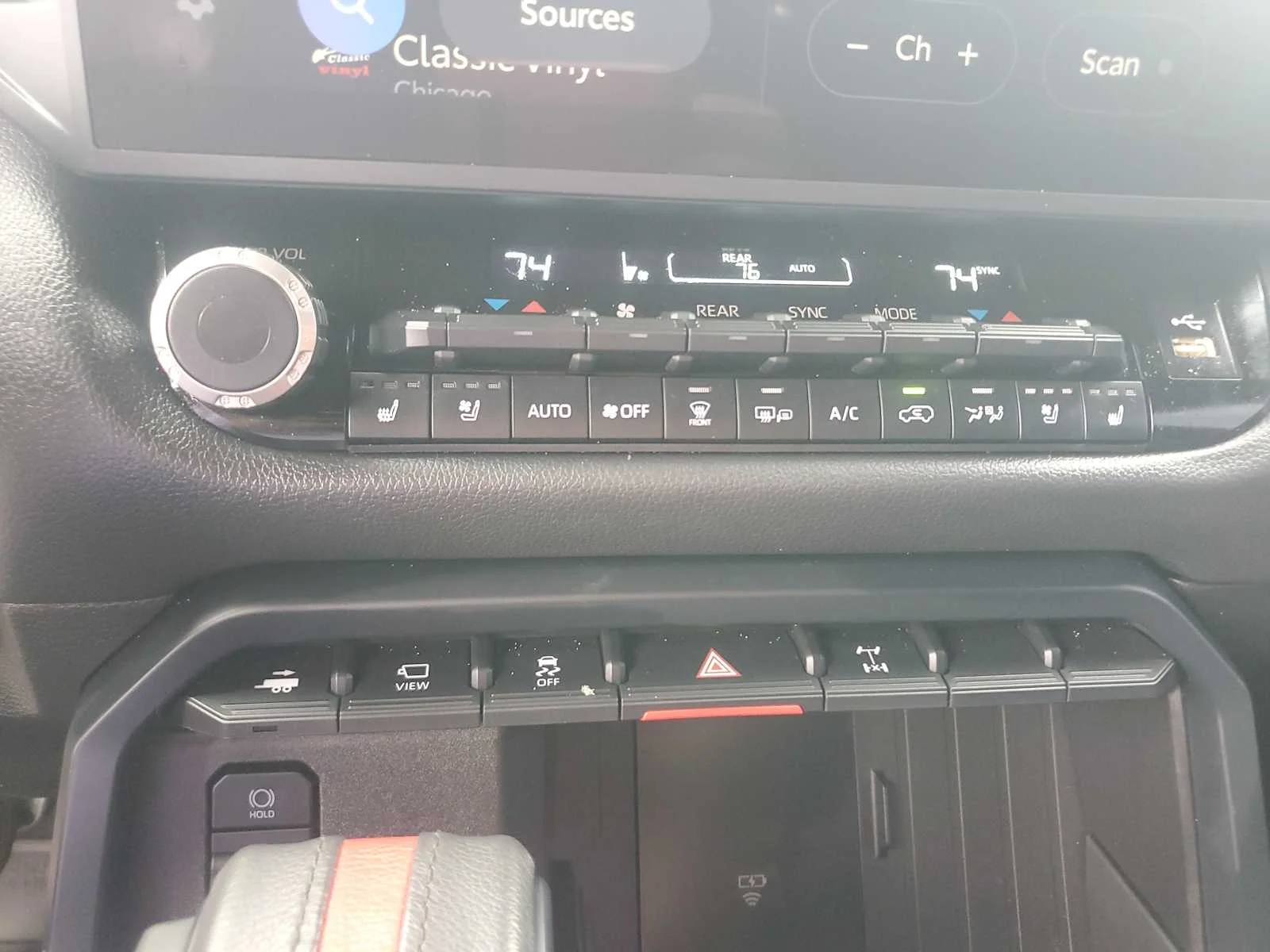 Used 2025  Toyota SR5 image 26