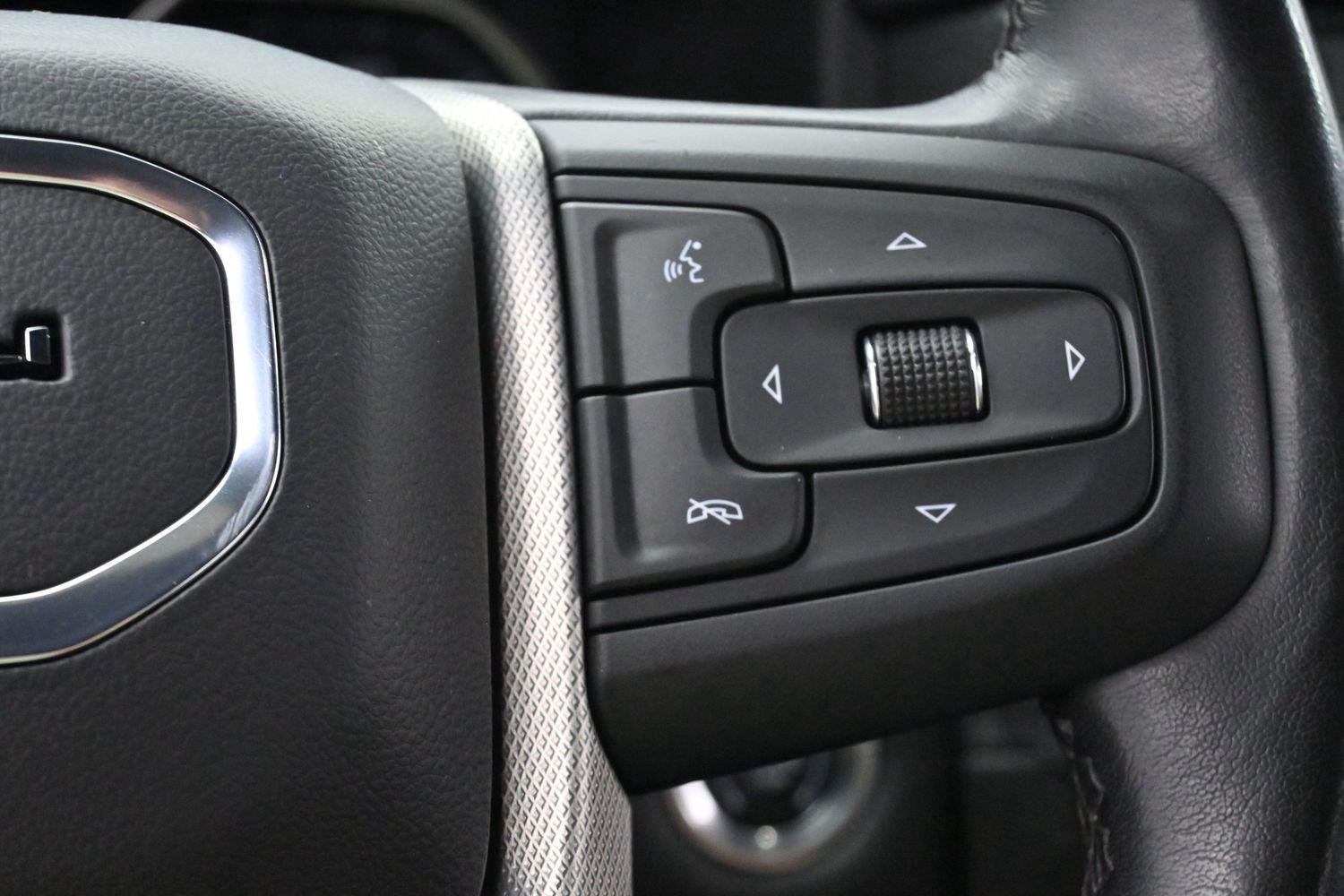 Used 2021 ONYX BLACK GMC Denali image 22